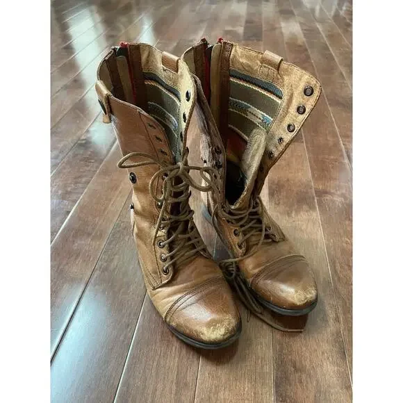 Steve Madden Camarro Ankle Boot Tan Leather Sz 7 Combat Boho Biker Victorian Y2K - Picture 3 of 13